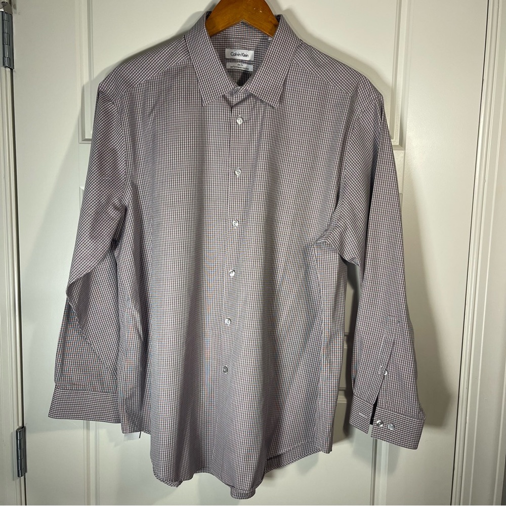 Calvin Klein slim fit dress shirt 17 1/2 - 32/33 performance non-iron red/blk/wh